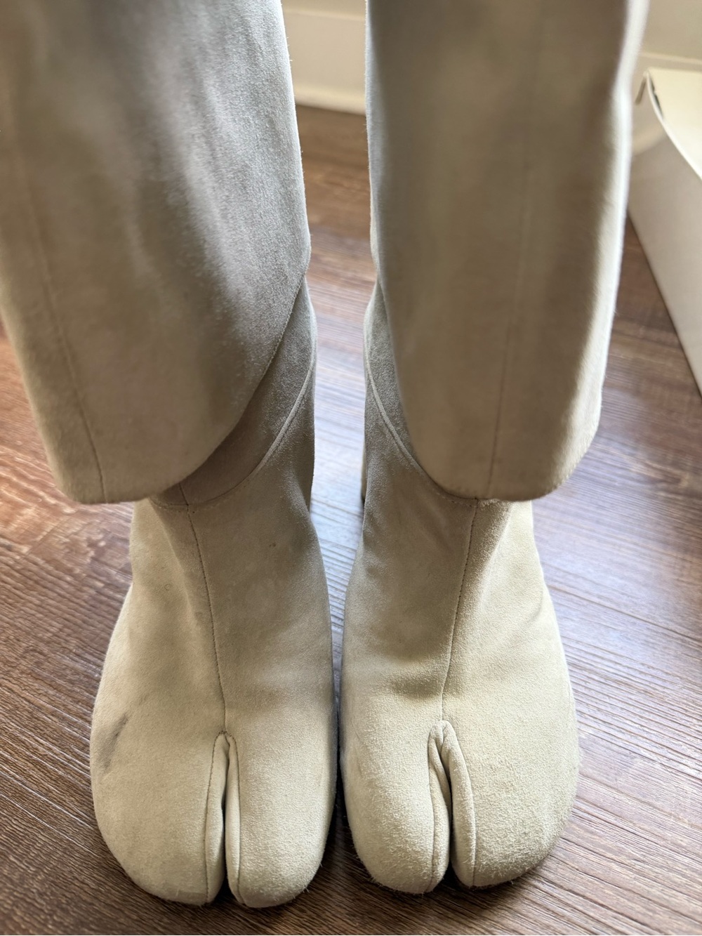Maison Margiela Suede Tall Tabi Boots - Picture 5 of 7